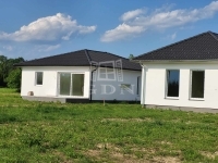 Gencsapáti Családi ház