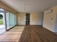 Gencsapáti Családi ház