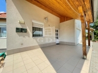 Csákvár Családi ház