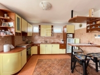 Csákvár Családi ház