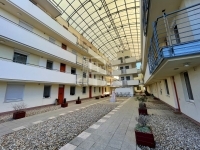 închiriere locuinta (caramida) Székesfehérvár, 70m2