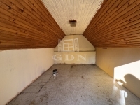 Szabadbattyán Családi ház