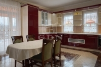 Úrhida Családi ház