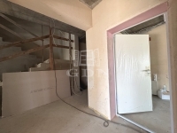 Gárdony Üzlethelyiség