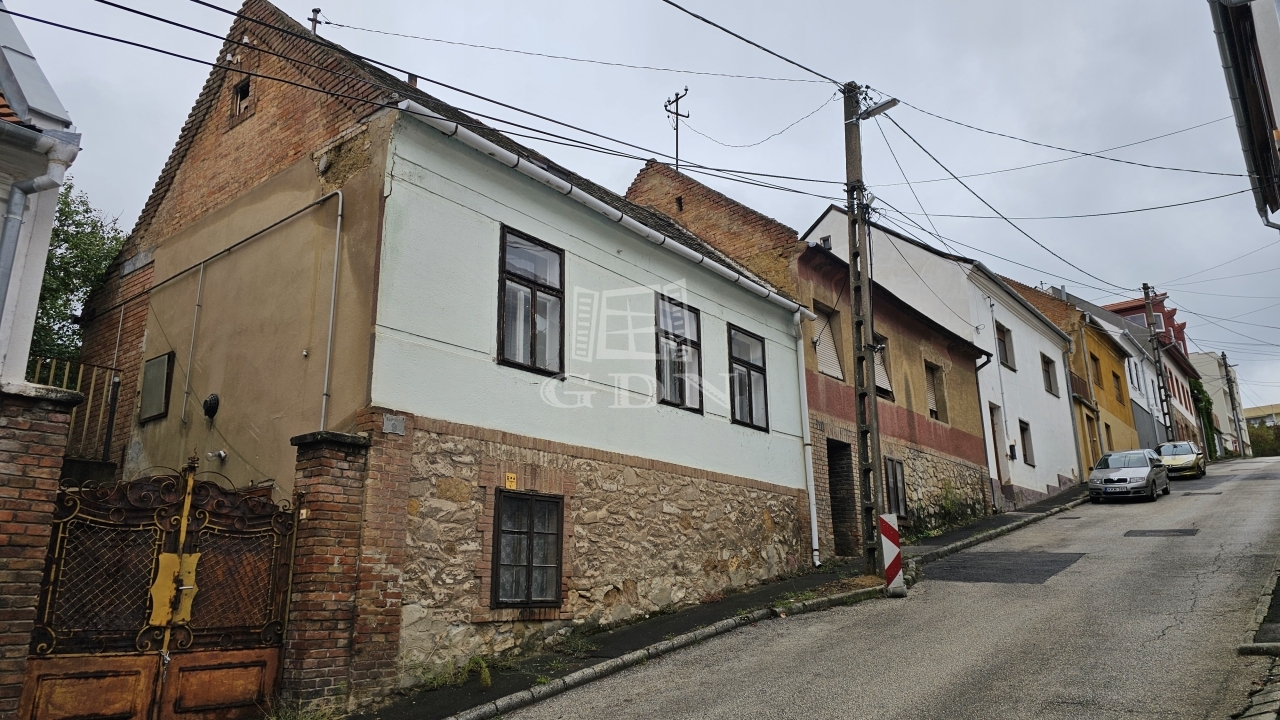 Vânzare Pécs Casa Familiala