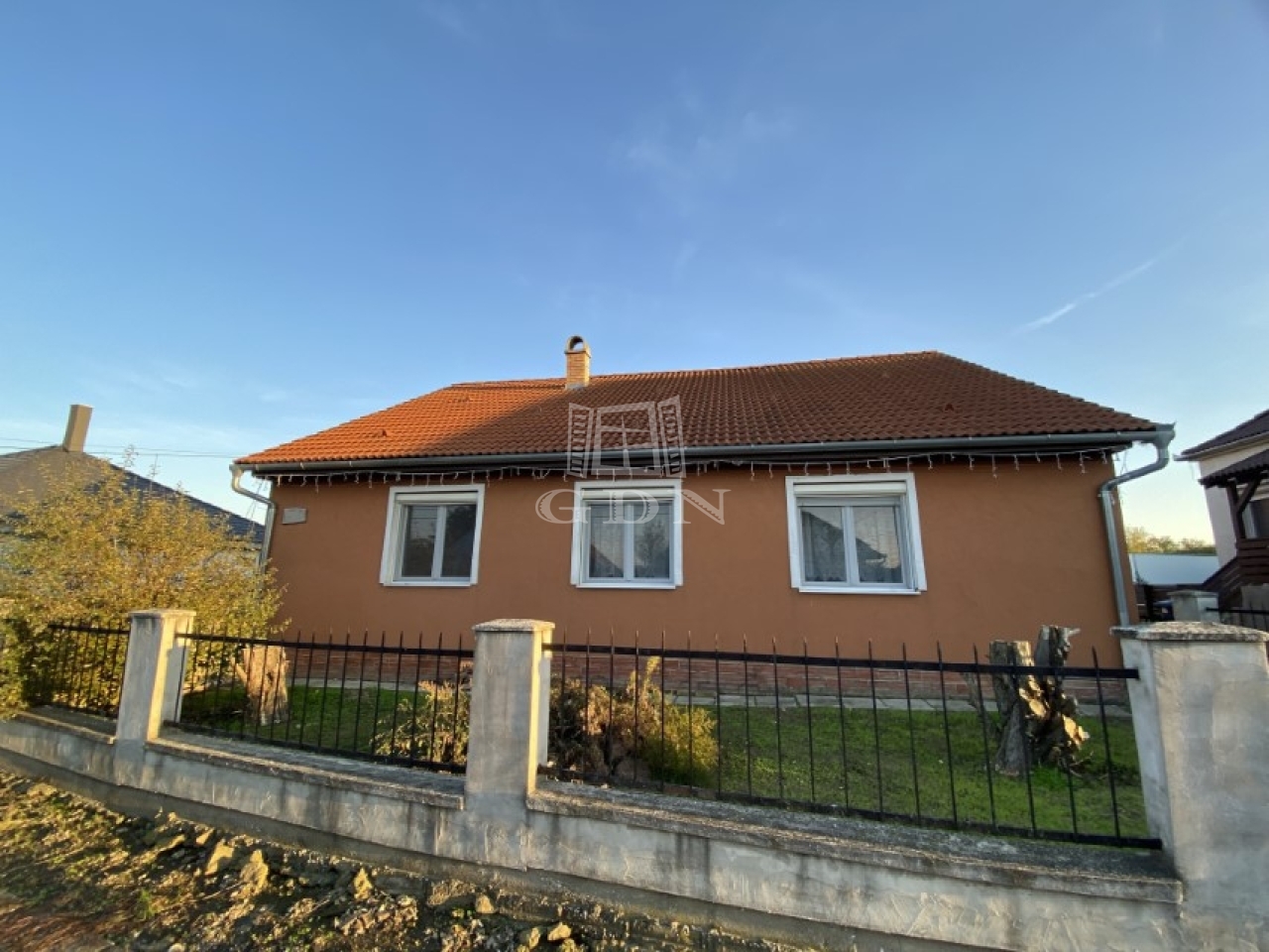 Vânzare Csősz Casa Familiala